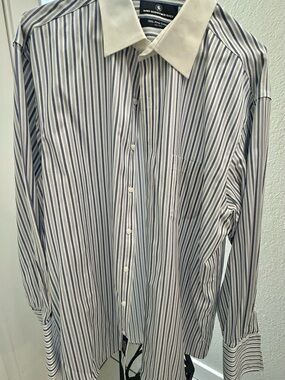 Hart Schaffner Marx White and Blue Striped Dress Shirt